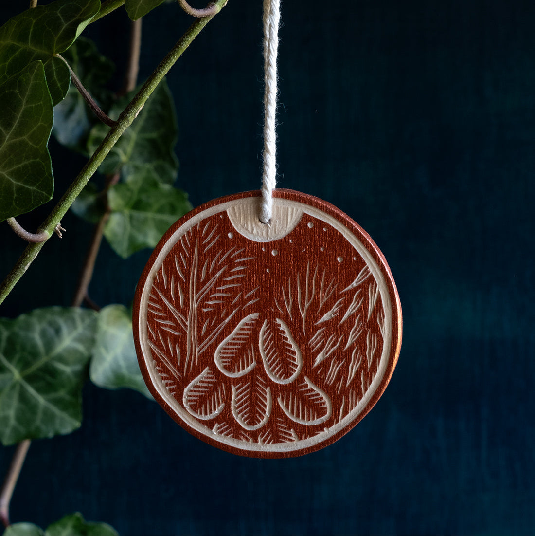 Woodcut ornament: Trees